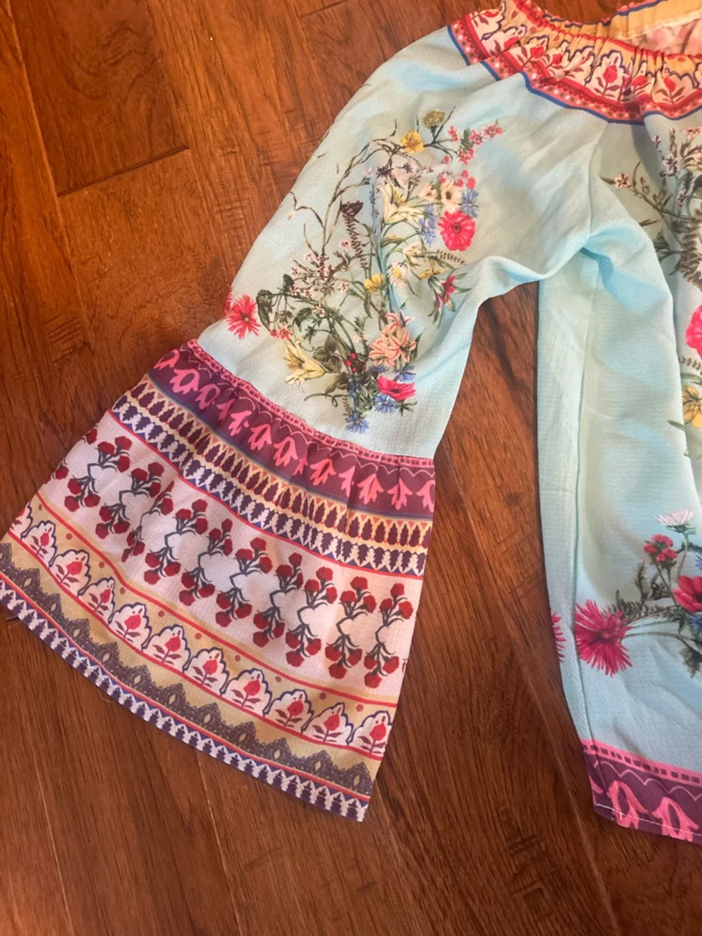 Umgee Mint Off-Shoulder Floral Peasant Blouse with Coral Trim - Picture 5 of 7